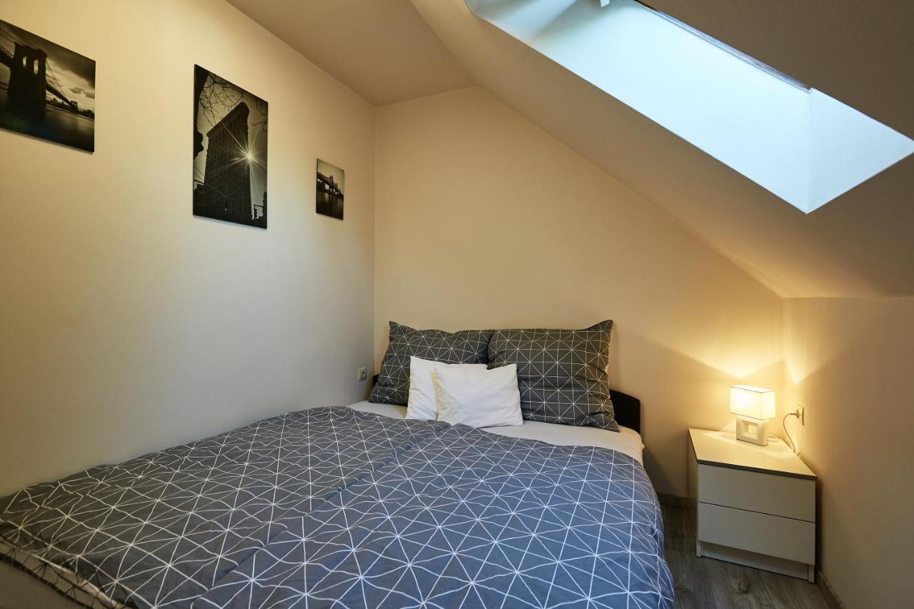 Ovar Apartman Mosonmagyaróvár Buitenkant foto